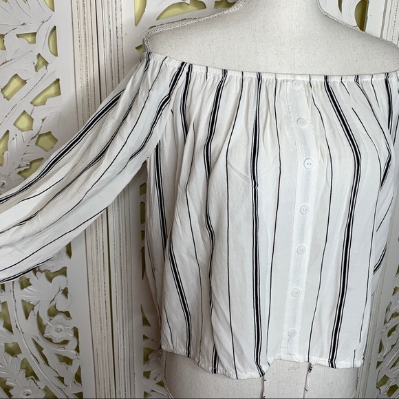 Faithfull The Brand Off Shoulder Striped Top - Picture 3 of 8
